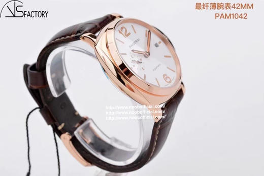 VS新品：沛纳海 Luminor Due 小红金 42MM 纤薄PAM 1042 这是沛呐海薄的款～ 贴紧手腕不厚重，冬天佩戴非常适合～圣诞送礼小红金 男女都可佩戴哦～ 商品图5