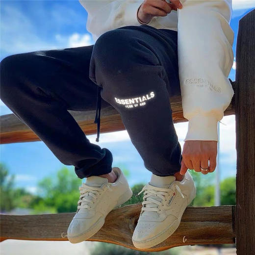PACSUN订单 复线冬季新款 20F/W FEAR OF  GOD ESSENTIALS 加绒卫裤 wk400 商品图0