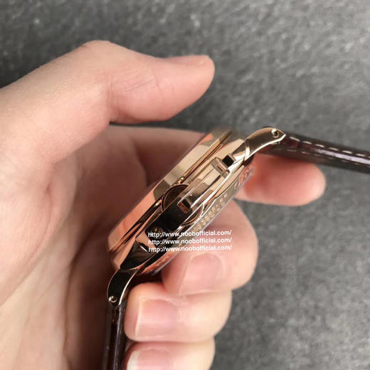 VS新品：沛纳海 Luminor Due 小红金 42MM 纤薄PAM 1042 这是沛呐海薄的款～ 贴紧手腕不厚重，冬天佩戴非常适合～圣诞送礼小红金 男女都可佩戴哦～ 商品图12