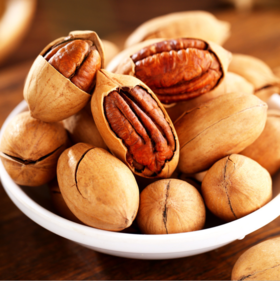 碧根果长寿果、自然成熟、壳薄肉厚、醇香酥脆