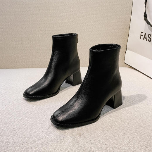 欧美短靴|秋冬2020新款欧洲站女靴后拉链粗跟女士高跟靴子 商品图0