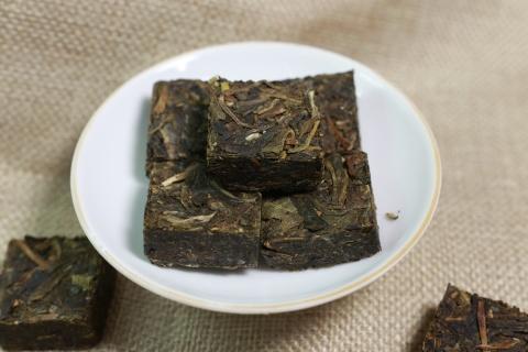 域邦老树春普洱（普洱茶生茶） 商品图3