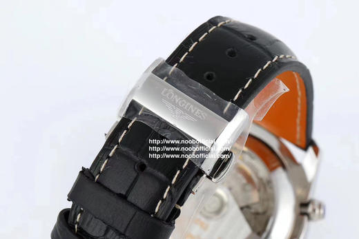 TW浪琴名匠月相八针V4版一：升级星期和月份和原装一样，原装字体比较细，而且对比J和A的字体明显。二：升级月相为烫金，2个月亮和13个星星。市面做的最亮最像 商品图2