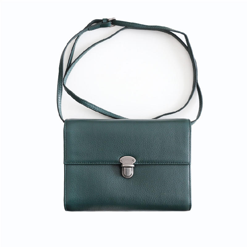 米马成衣 复古苔藓绿小牛皮坤包 自带离家出走女主气质