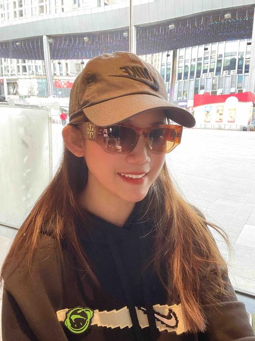 Tory Burch女款时尚太阳镜 商品图13