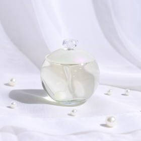 优雅端庄！卡夏尔 露雅（白珍珠） Cacharel Noa 分装