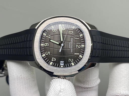 ZF手雷 卓越成就【 运动 典藏奢华】卓越成就——集运动休闲，商务正装一身的海底探险者系列，杨帆展航，震撼出击（修正市面所有版本的任何不足）【表壳】腕表尺寸40mmX8.6mm。具有高辨识❕ 商品图11