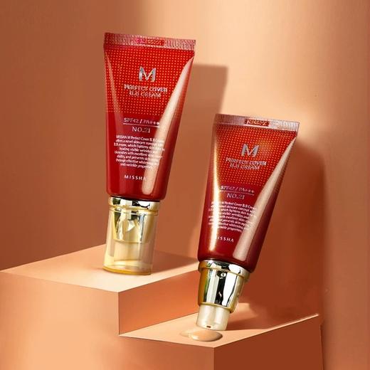 韩国 MISSHA谜尚 大红遮瑕保湿隔离bb粉底液 SPF42/PA+++ 50ml 商品图0
