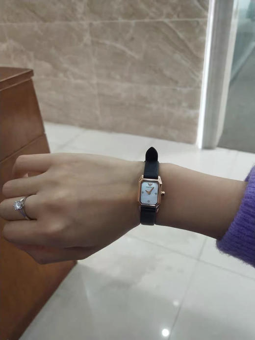 送女友！Armani阿玛尼通勤方形手表女 贝母皮带女士腕表AR11248 商品图8