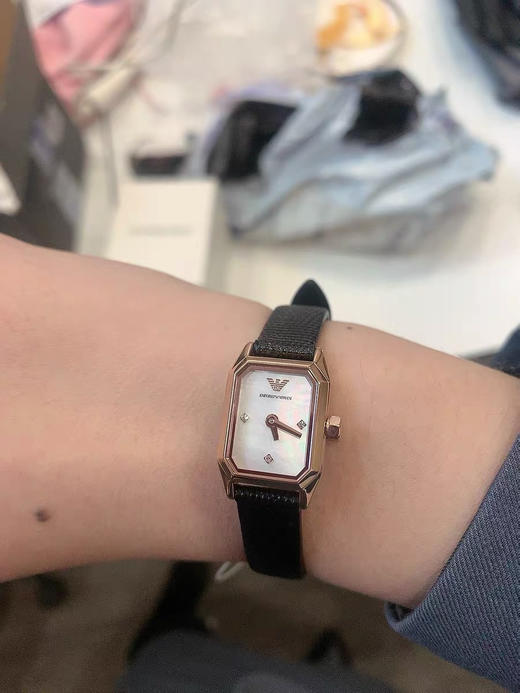 送女友！Armani阿玛尼通勤方形手表女 贝母皮带女士腕表AR11248 商品图9