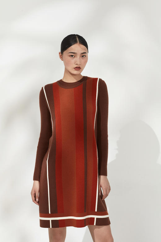 秋冬 圆领嵌色羊绒针织背心连衣裙 SJF92W192N 商品图0