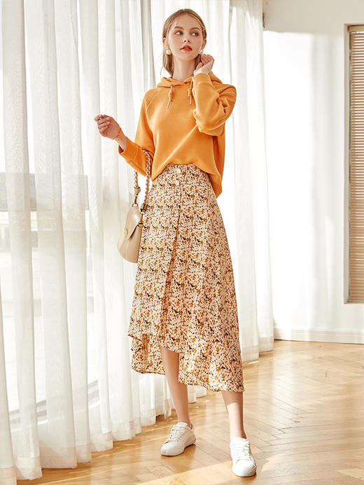 欧芮儿橘黄碎花半身裙女春季新款搭片不规则气质优雅垂坠感A字裙 商品图1
