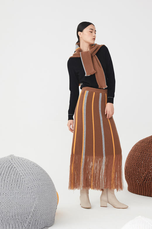  秋冬 撞色羊绒针织流苏裙 SJF92W234N 商品图1