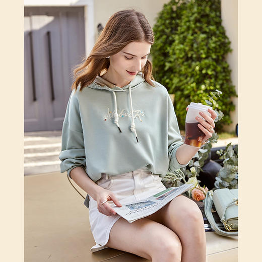 欧芮儿连帽抽绳卫衣女2021春新款空气棉绣花气质休闲优雅减龄上衣 商品图0