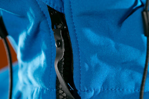 严素软壳外套夹克，爱与和平，严素态度，防风、保暖、透气 商品图6