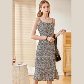 欧芮儿吊带连衣裙女春季新款黑白复古斑马纹收腰显瘦时尚性感裙子