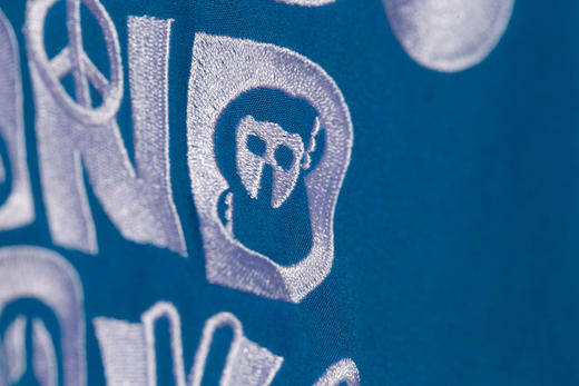 严素软壳外套夹克，爱与和平，严素态度，防风、保暖、透气 商品图8