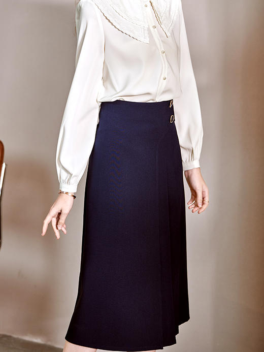 欧芮儿深蓝色半身裙女春季新款收腰显瘦立体褶职场风简约百搭长裙 商品图2