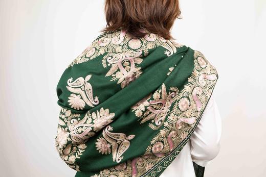 她乡悦品 豪华刺绣羊毛羊绒披肩带珍珠点缀 商品图5