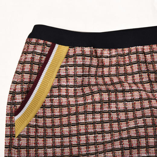 SAINT L’UCK/圣媛女装   时尚休闲彩条针织半身裙SA320B01 商品图4