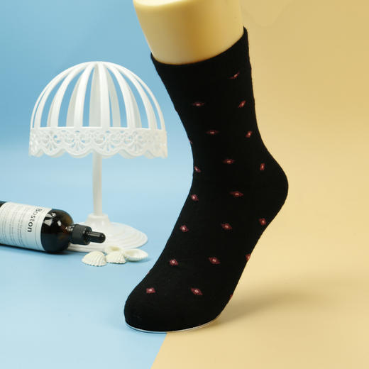 【特价59元2双】【羊绒袜】【可积分兑换】女士冬季印花羊绒袜舒适柔软女袜中筒冬袜【822802】 商品图1