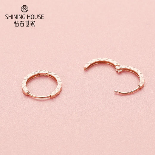 【时尚K金】钻石世家 18K金耳钉 雕花工艺耳钉圆圈耳饰 时尚简约耳圈 送礼自带 商品图4