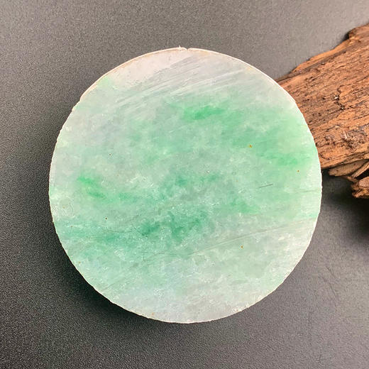 派瑞翡翠 翡翠原石 糯种 绿色 商品图1