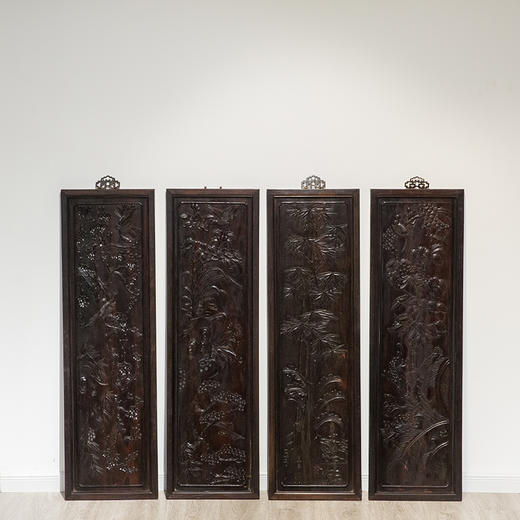 清代  紫檀铲地浮雕梅花竹菊四条屏 商品图0