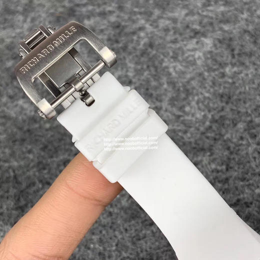 RichardMille理查德•米勒（女款陶瓷系列）RM 07-01 WHITE CERAMIC DIAMONDS🇫🇷精准走时节拍28800尺寸 搭配专柜正品一致的天然陶瓷 31mmX45mm 商品图6