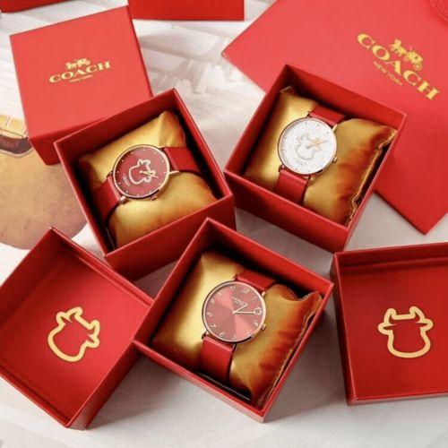 coach/蔻驰 perry系列牛年限定款石英女表皮带钢带小红表