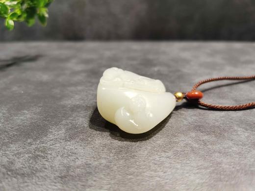 【御珠宫坊】羊脂白玉子料马上封侯挂件 商品图1
