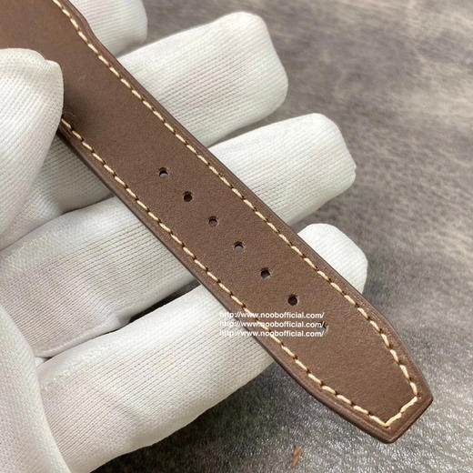 MKS 新品上市【马克系列再添新一成员 复古风格】MKS成名作万国飞行员系列马克18——IW327006腕表，隆重登场。简单商务的设计之下，蕴含一丝浓烈的复古情怀 商品图10