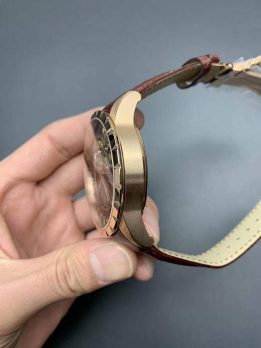 JB罗杰杜比王者系列双飞行陀飞轮，搭载两颗飞行真陀飞轮稳定运行，史上价值最高的复刻手表。男士腕表，皮表带，陀飞轮机芯 商品图6