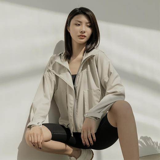 芮柯LRECNAVA瑜伽服秋季显瘦运动长袖外套休闲夹克健身连帽上衣 商品图0