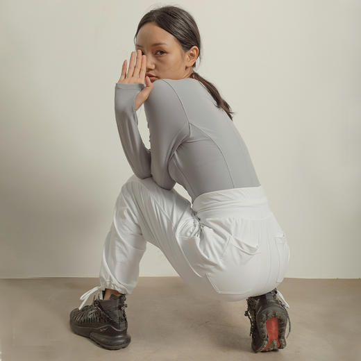 【裸感】圆领巴黎紫显瘦裸感瑜伽服上衣带胸垫长袖 商品图3