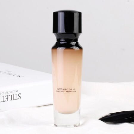 圣罗兰妍活青春粉底液B10#SPF20PA++ 商品图2