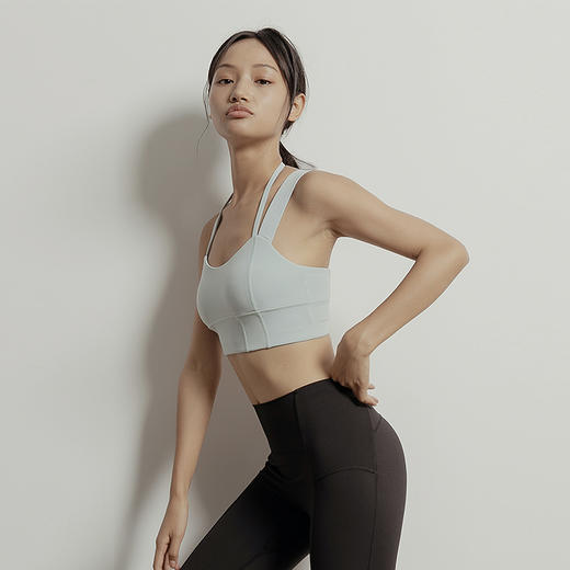【裸感】冰水蓝双肩带 挂脖运动吊带背心女带胸垫美背内衣 商品图1