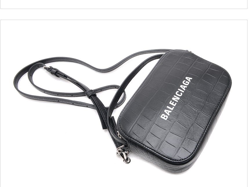 BALENCIAGA 巴黎世家女士斜挎包 117467894 HmallJPY带授权招加盟代理