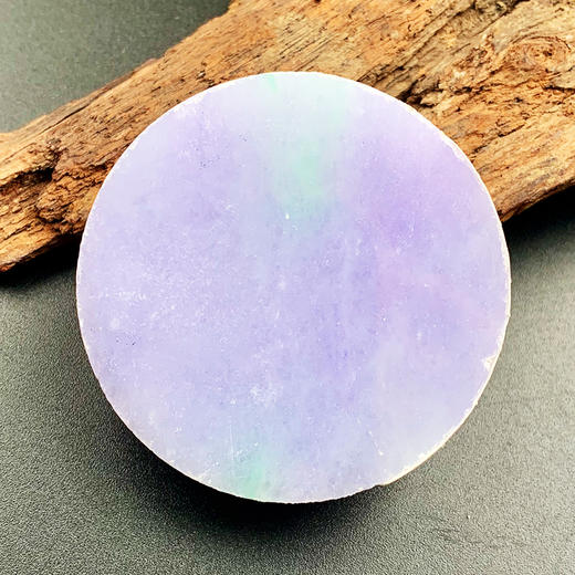 派瑞翡翠 翡翠原石 糯种 绿色 商品图0