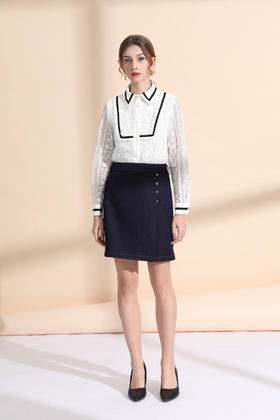 撞色织带加花边衬衣