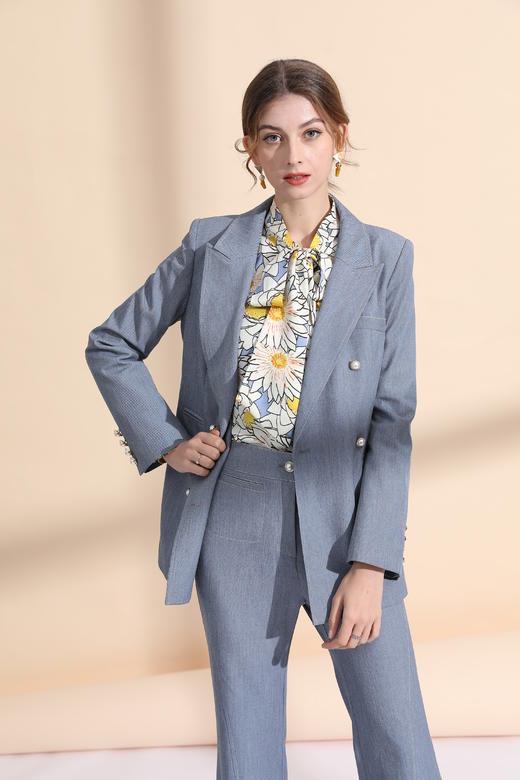 撞色明线双排扣气质西服 商品图1