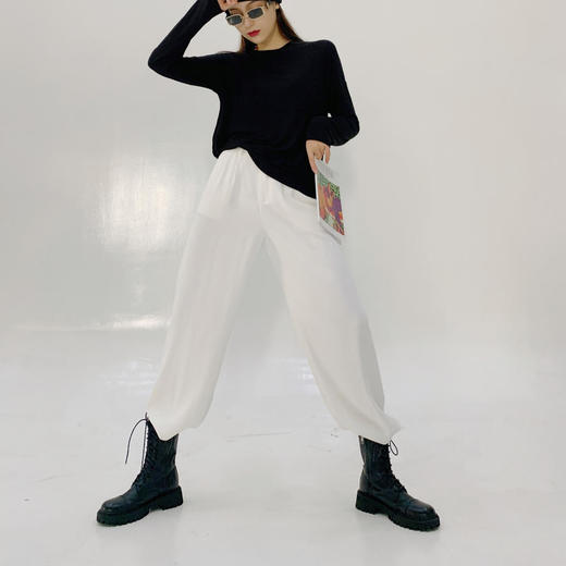 社群专属秒杀 | THESOWING 新款真皮厚底中筒马丁靴女鞋（码数正，脚瘦选小一码）[福利品] 商品图2