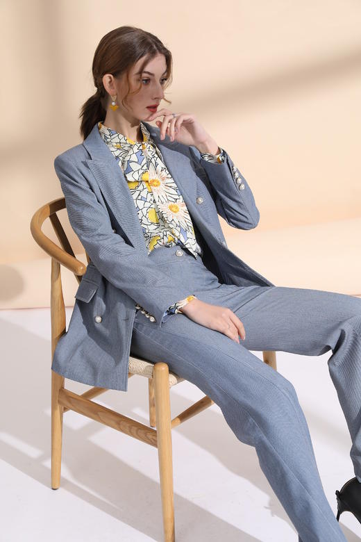 撞色明线双排扣气质西服 商品图2