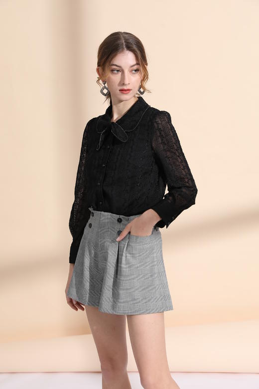 珠链装饰领上衣 商品图1