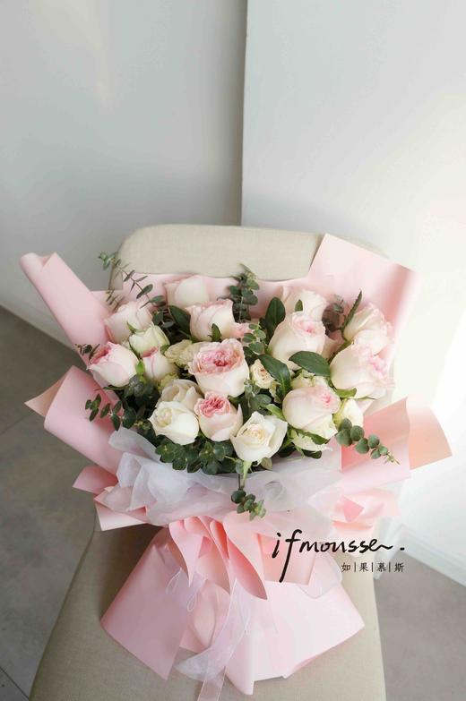 「小花花」15支玫瑰花束 商品图1