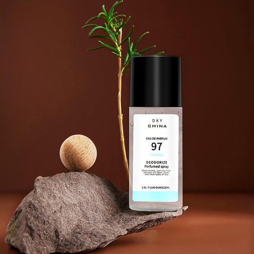 第2瓶半价❗️【吃完再也不怕一身异味】一喷去味❗️香喷喷，衣物除臭因子，深度祛除尴尬异味，清洁便捷衣物香氛喷雾，室内家用香水空气清新剂80ml/瓶 商品图3