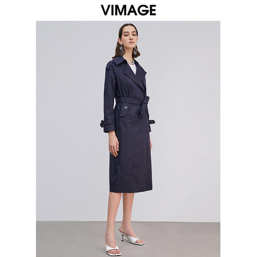 VIMAGE纬漫纪品牌女装春季新款洋气显瘦长款收腰气质风衣外套VA2104103 商品图2