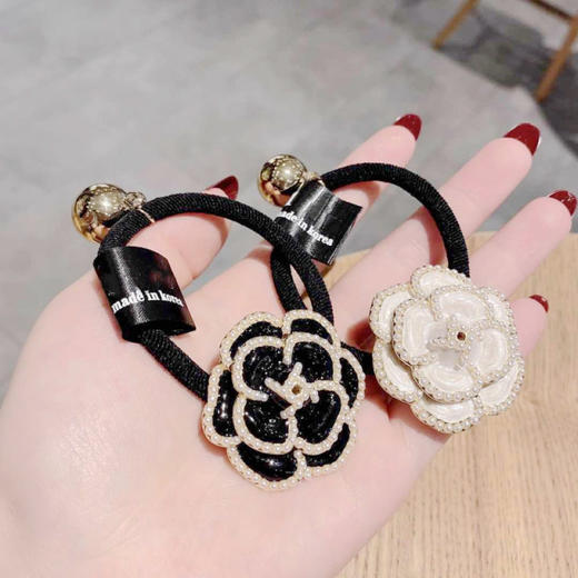 【经典小香风大山茶花珍珠发圈】发绳马尾半头皮筋头绳韩版新款发饰女 商品图0