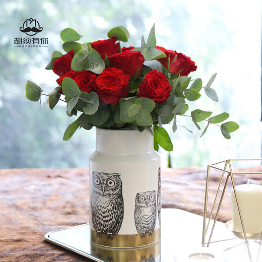 胡须有你 喜欢你 红玫瑰尤加利搭配花束七夕情人节轻花礼鲜花速递 鬍鬚有你鲜花旗舰店