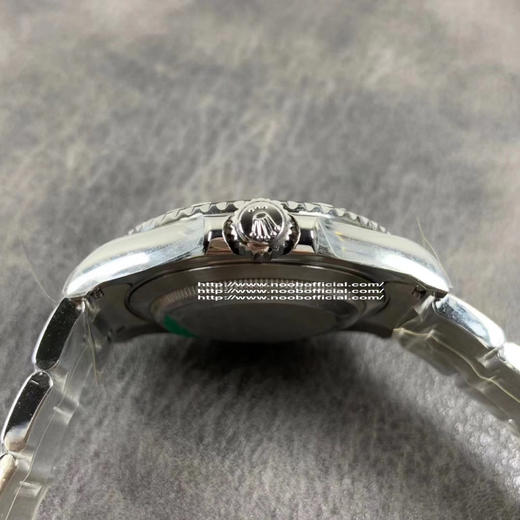 AR劳‌力‎士官​方‌904钢材​陆​续具备‌全‎系​列产‎品:          率‌先‌出产​劳  力‌士904L钢材“钢圈‌游​艇​YM系列”。 商品图1